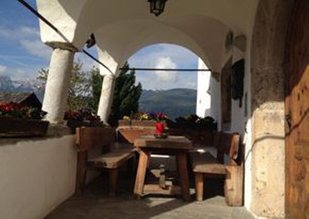 Hotel Ansitz Goller Rasun di Sopra Esterno foto