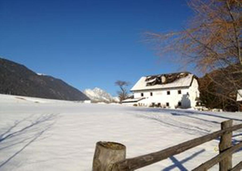 Hotel Ansitz Goller Rasun di Sopra Esterno foto